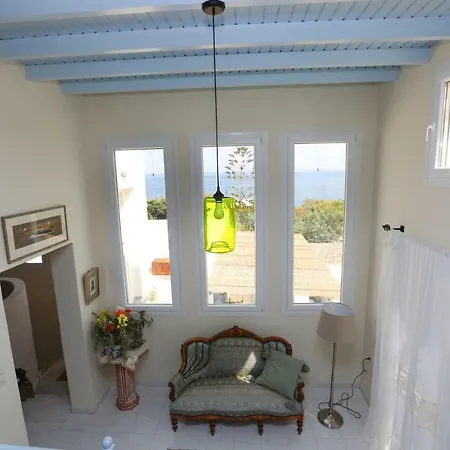 Lilianna Villa *
